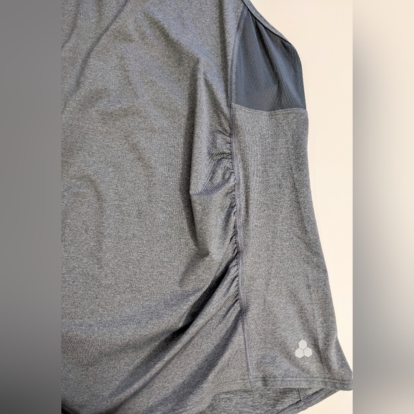 TEK GEAR, Maternity Racerback Workout Tank. Size Large. EUC. - Picture 3 of 6